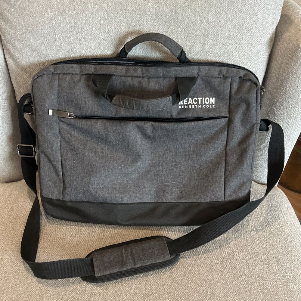 Kenneth Cole Reaction Black Nylon Crossbody Messenger Bag School Laptop